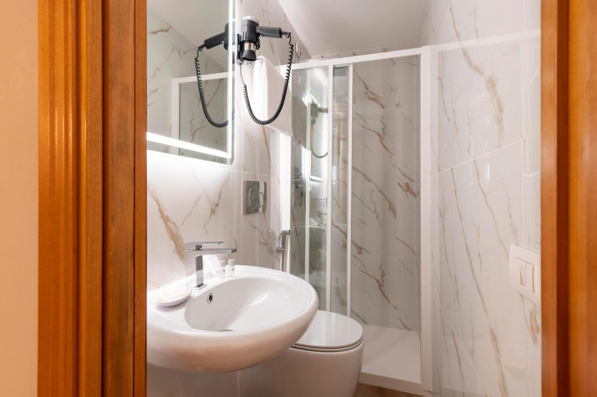 Hotel Magic Rzym Zewnętrze zdjęcie